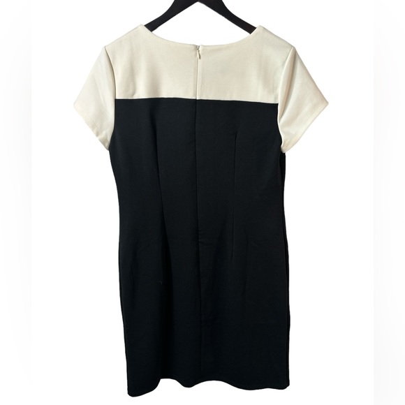 NWT Talbots Ponte Dress Classic Black White Short Sleeve Sheath Knit Sz 10 - Picture 2 of 9